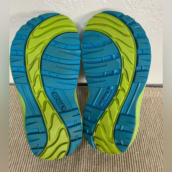 Teva - Picture 5 of 5